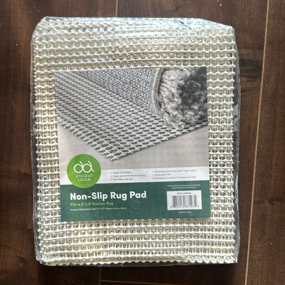 unique loom, nonslip rug pad fits a 2’ x 6’ (feet) runner rug